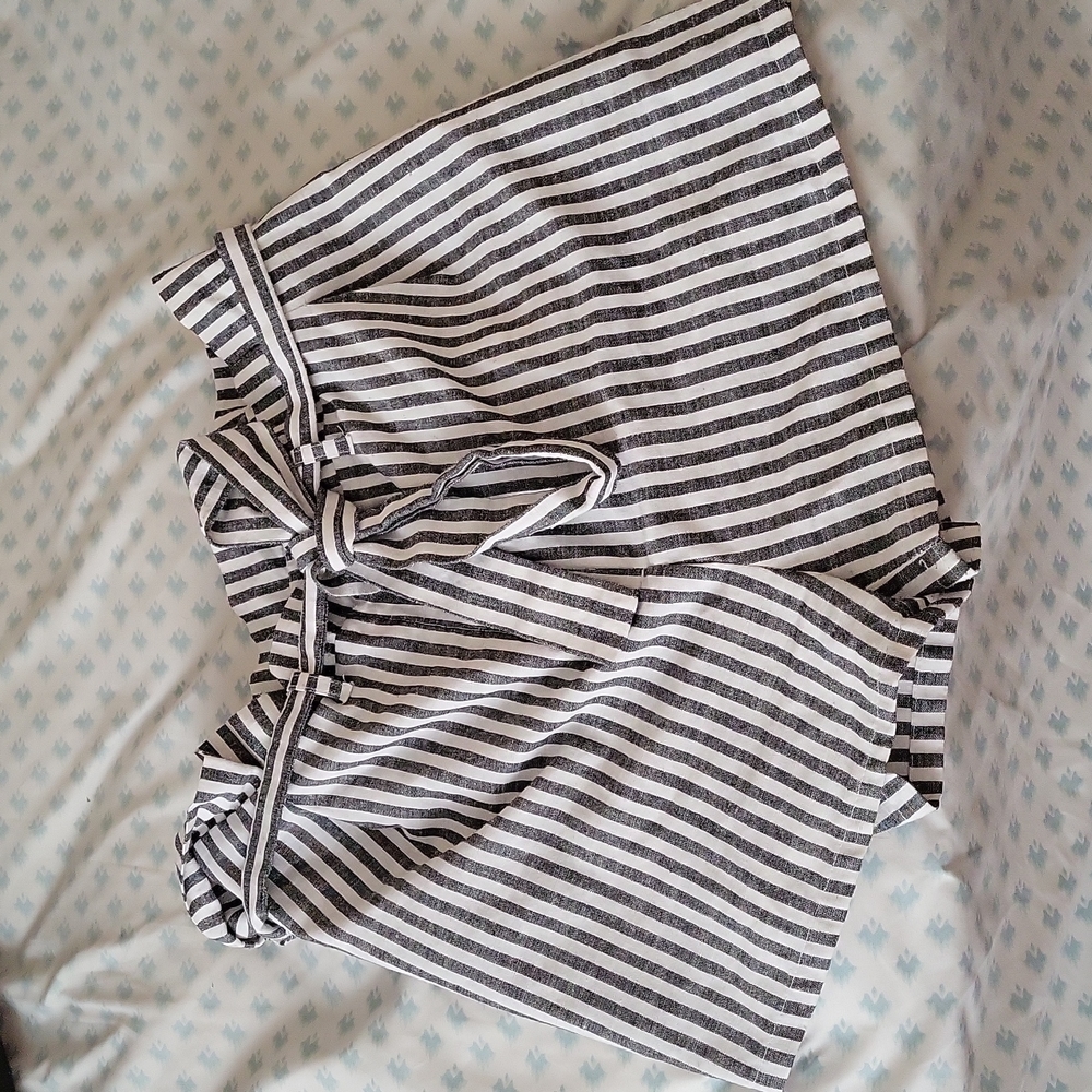 Love Tree shorts
